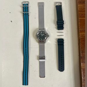Vostok Amphibia 120512 automatic watch black mesh rubber nato black 41mm